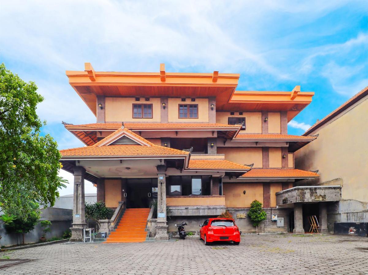 Oyo 91608 Hotel Gatsu Indah Denpasar Kültér fotó