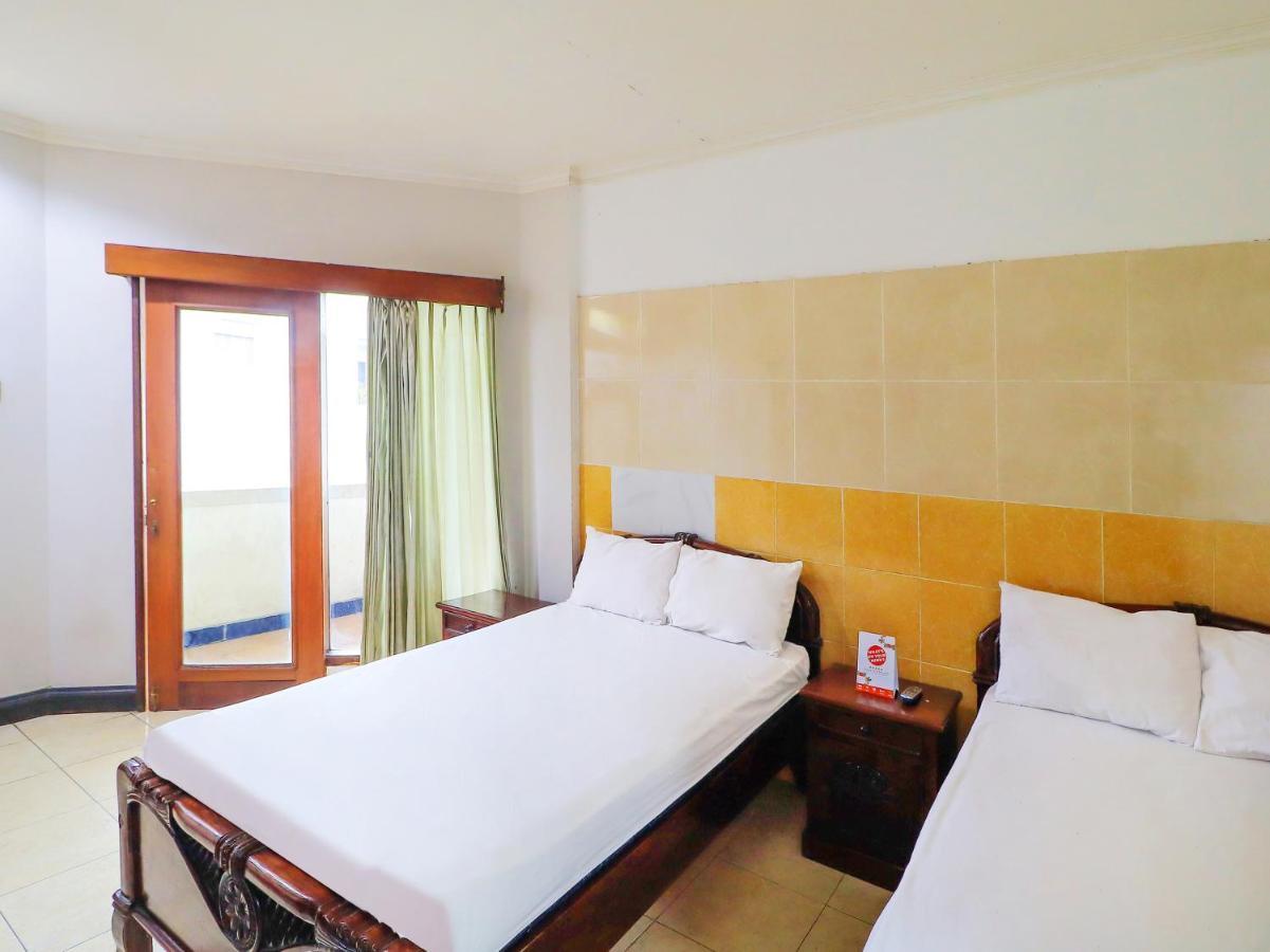 Oyo 91608 Hotel Gatsu Indah Denpasar Kültér fotó