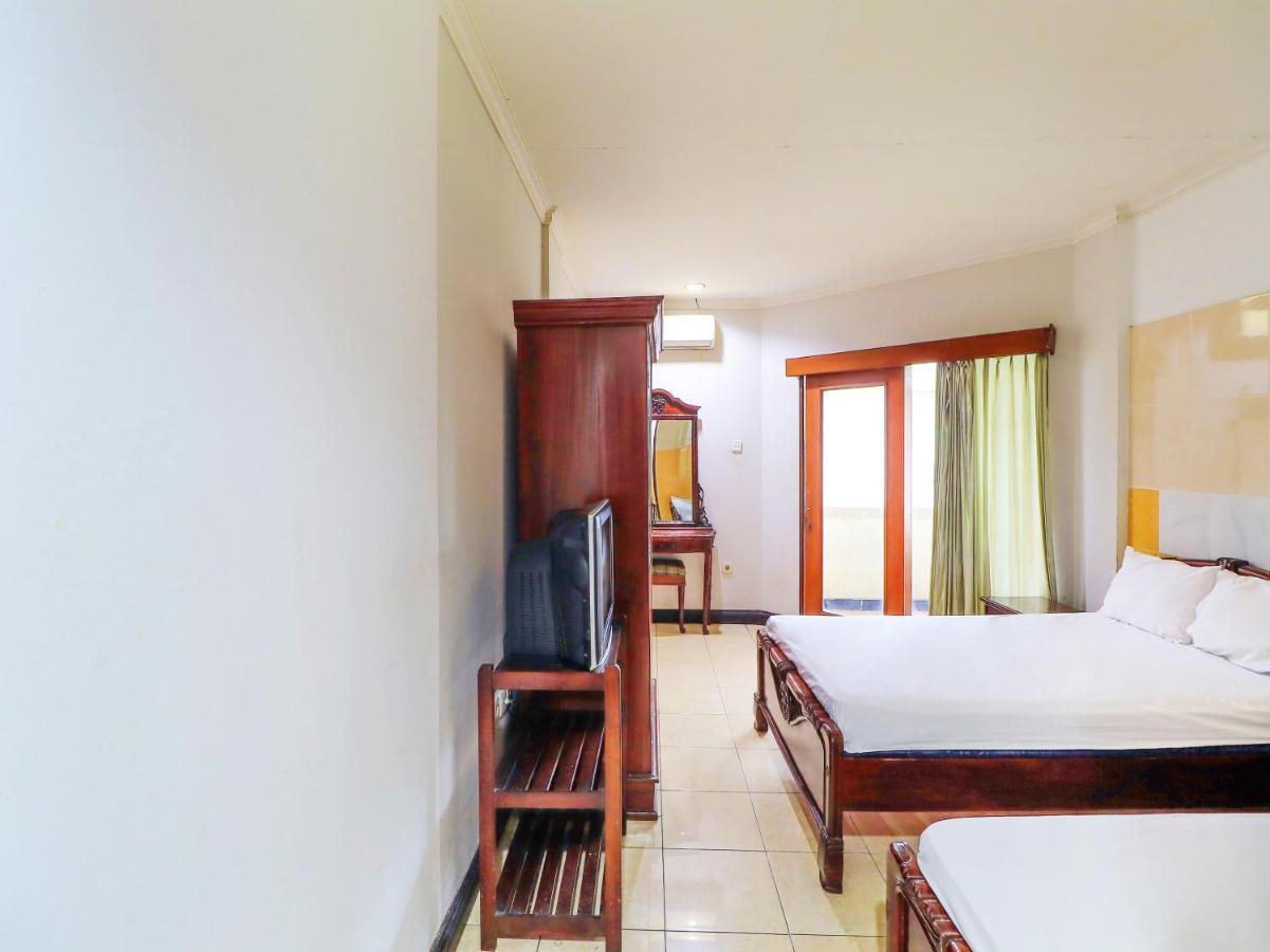 Oyo 91608 Hotel Gatsu Indah Denpasar Kültér fotó