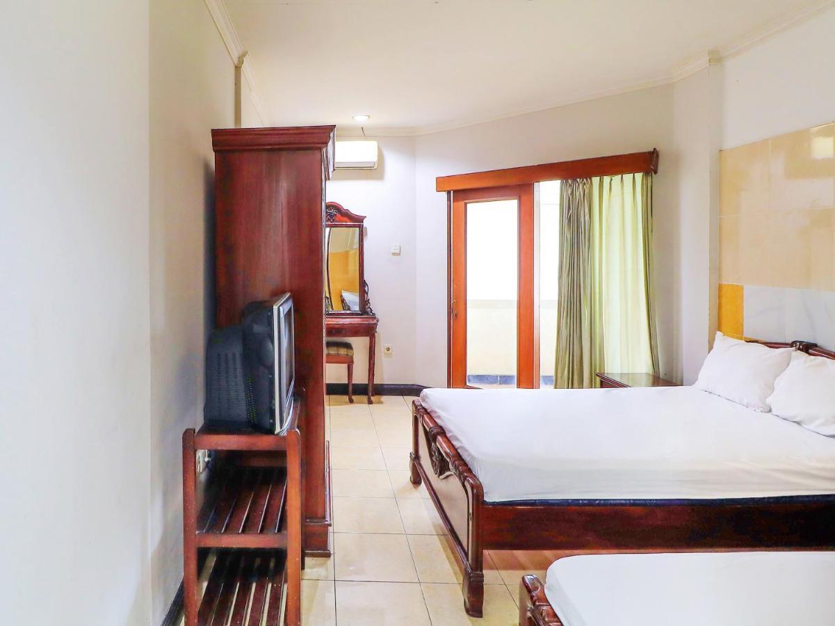 Oyo 91608 Hotel Gatsu Indah Denpasar Kültér fotó